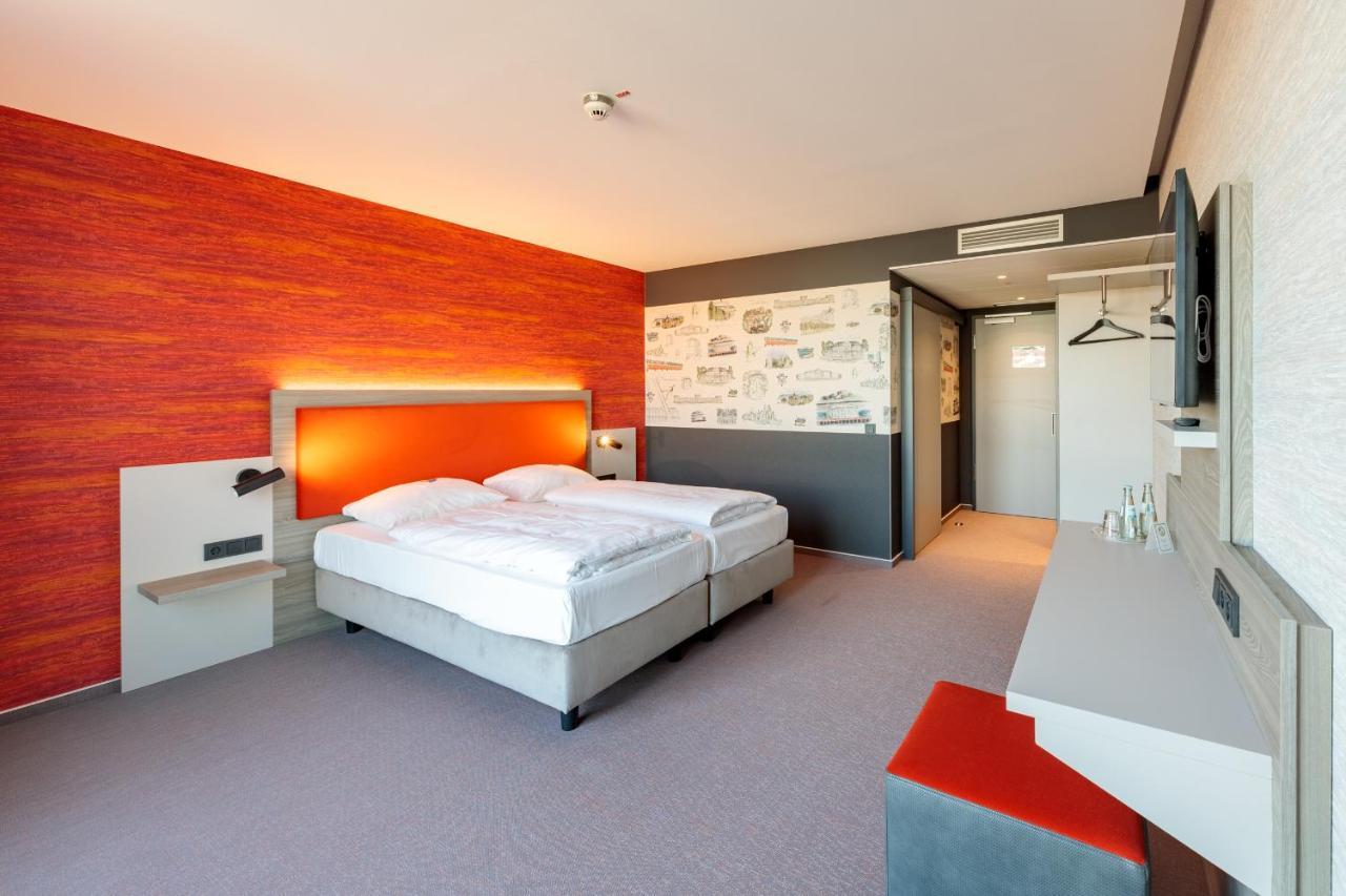 Hotel Am Ruessel 로흐펠덴 외부 사진
